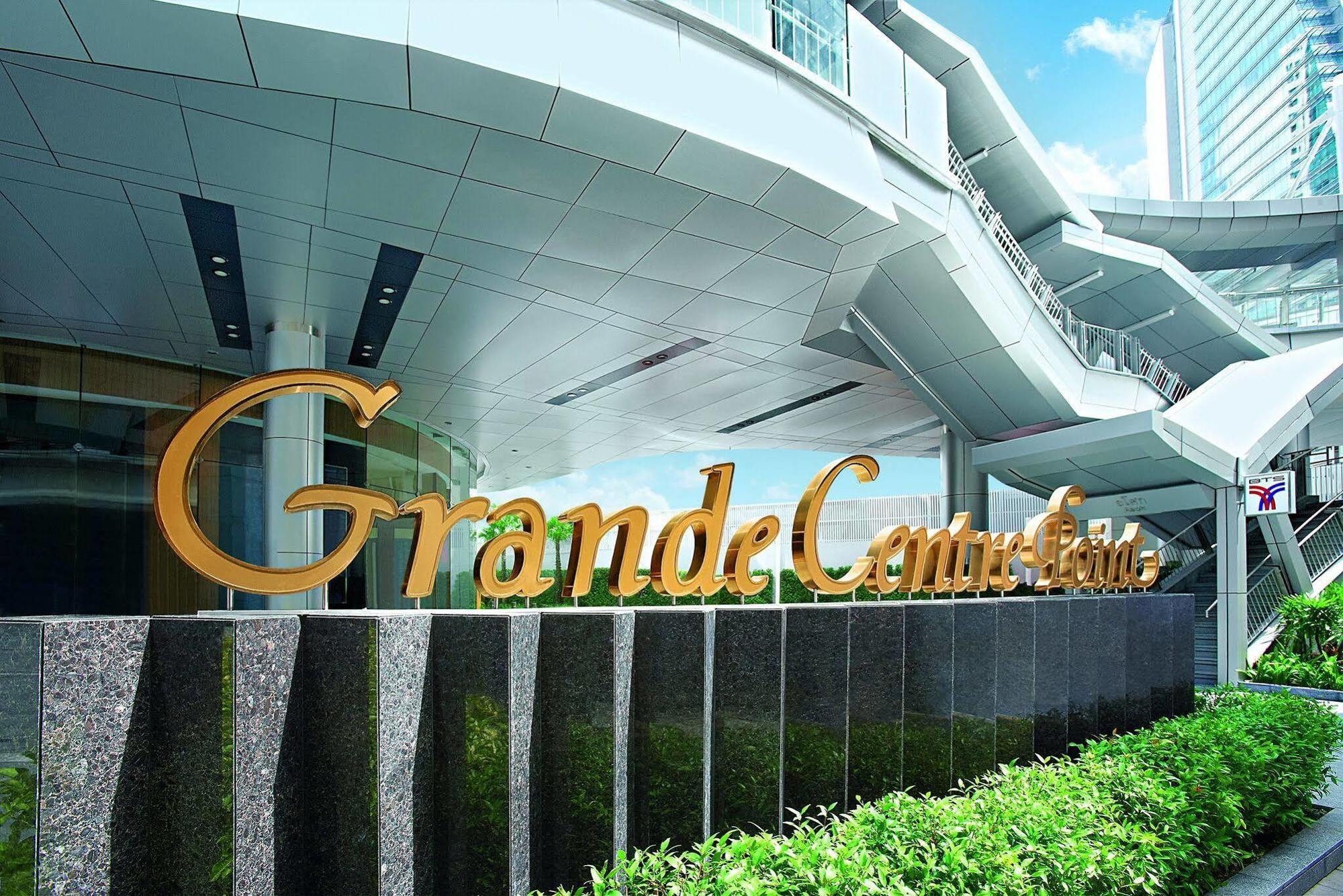 Grande Centre Point Terminal21 होटल